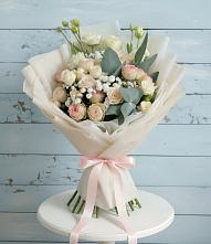 Букет цветов из:  Розы и Лизиантусы #REPLACE_PRED# Каменке Ленинградская область