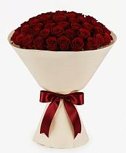 Букет 101 Бордовая роза Блэк Бакарра в Каменке Ленинградская область