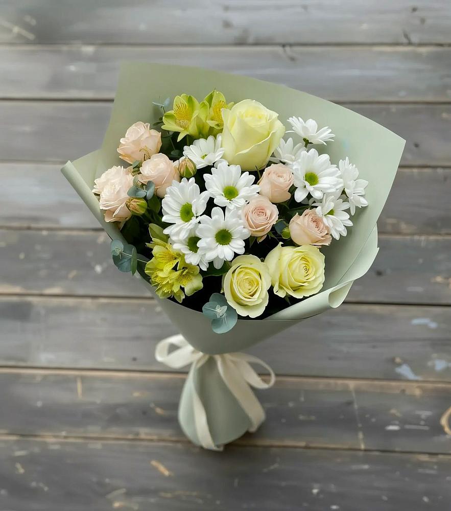 Букет цветов из: Альстромерии, Розы и Хризантемы в Каменке Ленинградская область