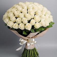 Букет 101 беля роза Белоснежка в Каменке Ленинградская область