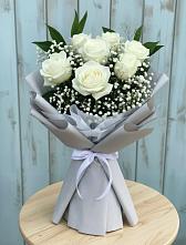 Букет цветов из:  Розы в Каменке Ленинградская область
