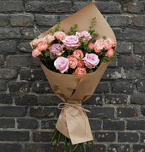 Букет цветов из:  Розы в Каменке Ленинградская область