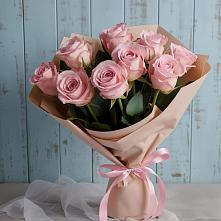 Букет цветов из:  Розы в Каменке Ленинградская область