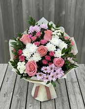 Букет цветов из:  Альстромерии, Гвоздики, Розы и Хризантемы в Каменке Ленинградская область