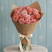Букет цветов из:  Розы в Каменке Ленинградская область