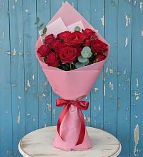 Букет цветов из:  Розы в Каменке Ленинградская область