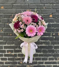 Букет цветов из:  Герберы и Хризантемы #REPLACE_PRED# Каменке Ленинградская область