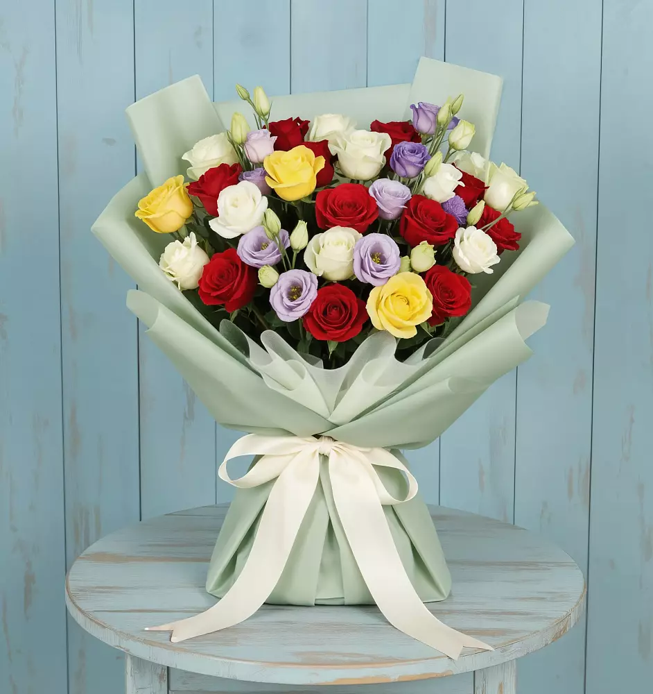 Букет цветов из: Розы в Каменке Ленинградская область